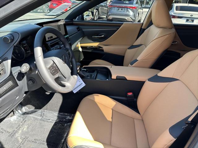 new 2025 Lexus ES 300h car, priced at $52,729