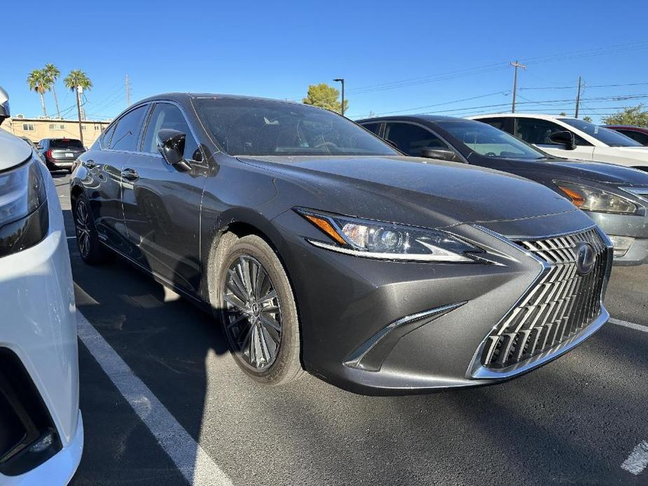 used 2022 Lexus ES 300h car, priced at $40,590