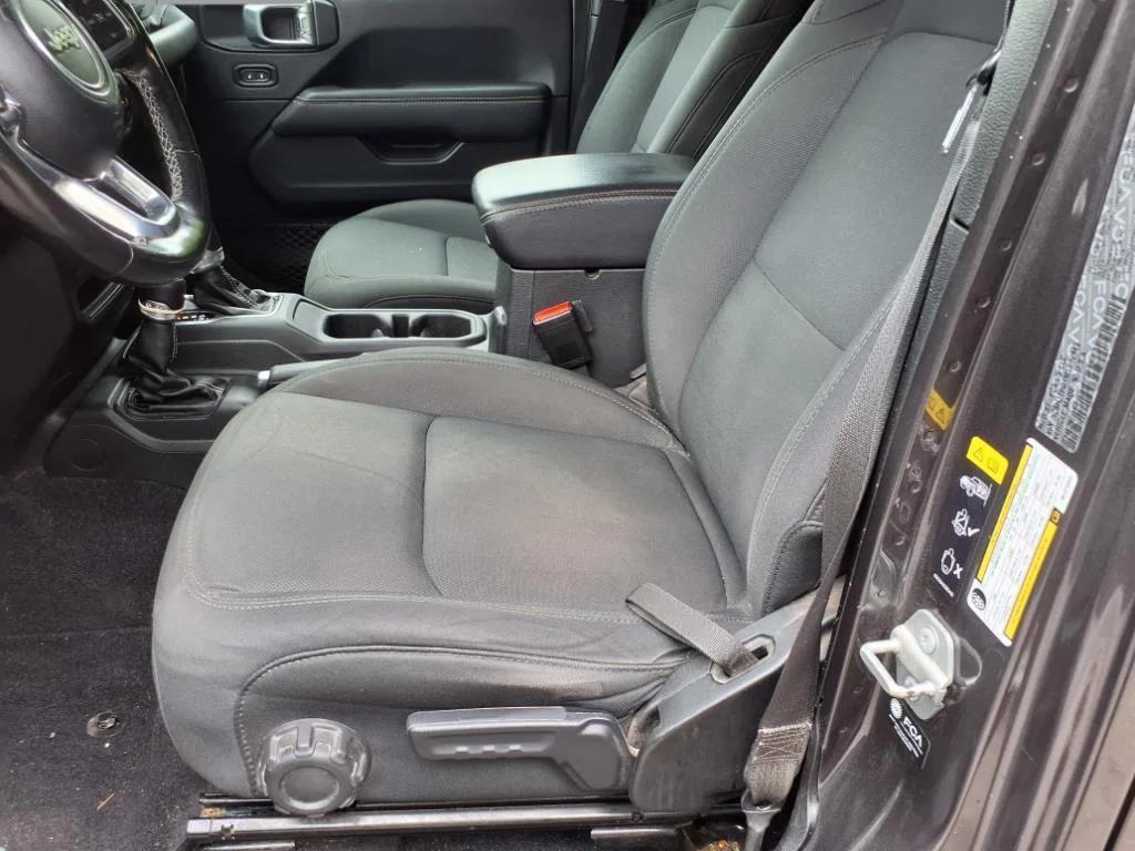 used 2021 Jeep Gladiator car, priced at $28,995