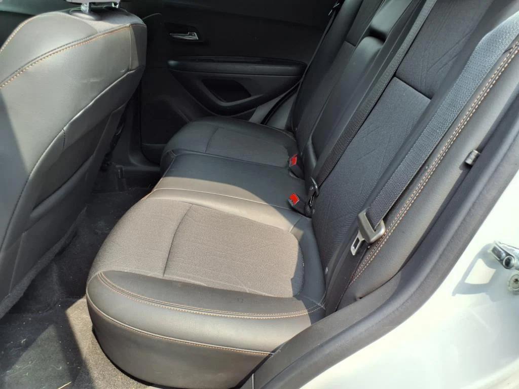 used 2022 Chevrolet Trax car, priced at $14,995