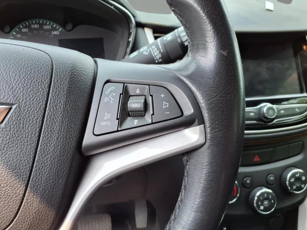 used 2022 Chevrolet Trax car, priced at $14,995