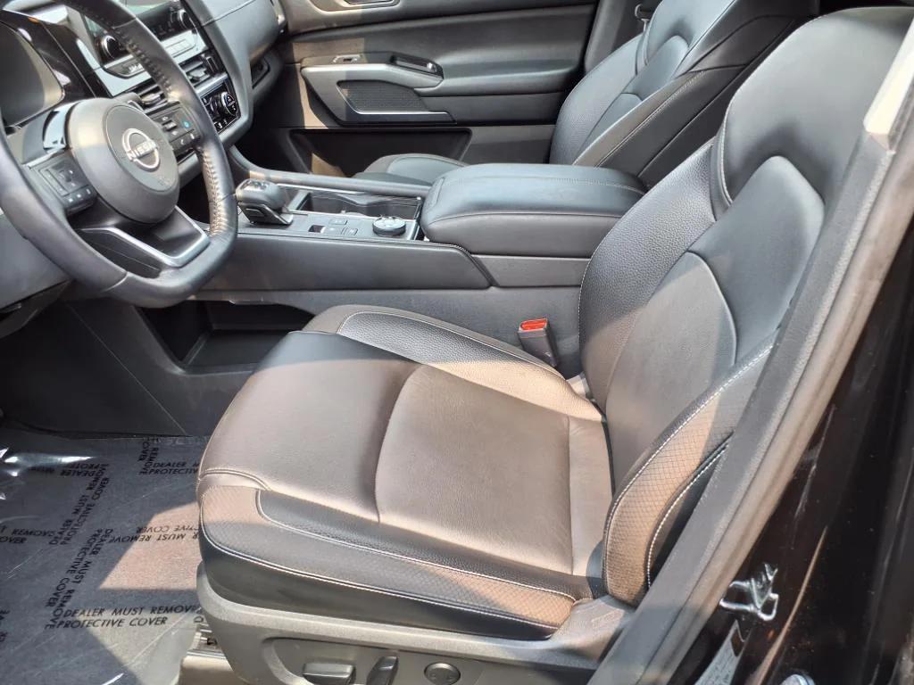 used 2022 Nissan Pathfinder car, priced at $27,995