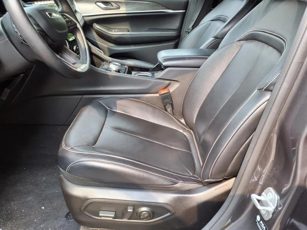 used 2022 Jeep Grand Cherokee L car, priced at $29,995