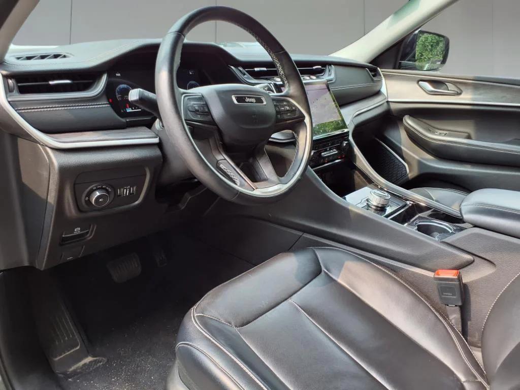 used 2022 Jeep Grand Cherokee L car, priced at $29,995