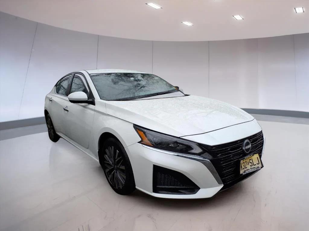 used 2023 Nissan Altima car, priced at $17,995