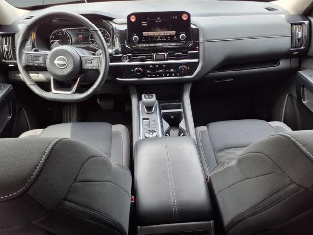 used 2024 Nissan Pathfinder car, priced at $29,895