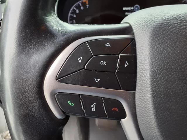 used 2022 Jeep Grand Cherokee car, priced at $24,995