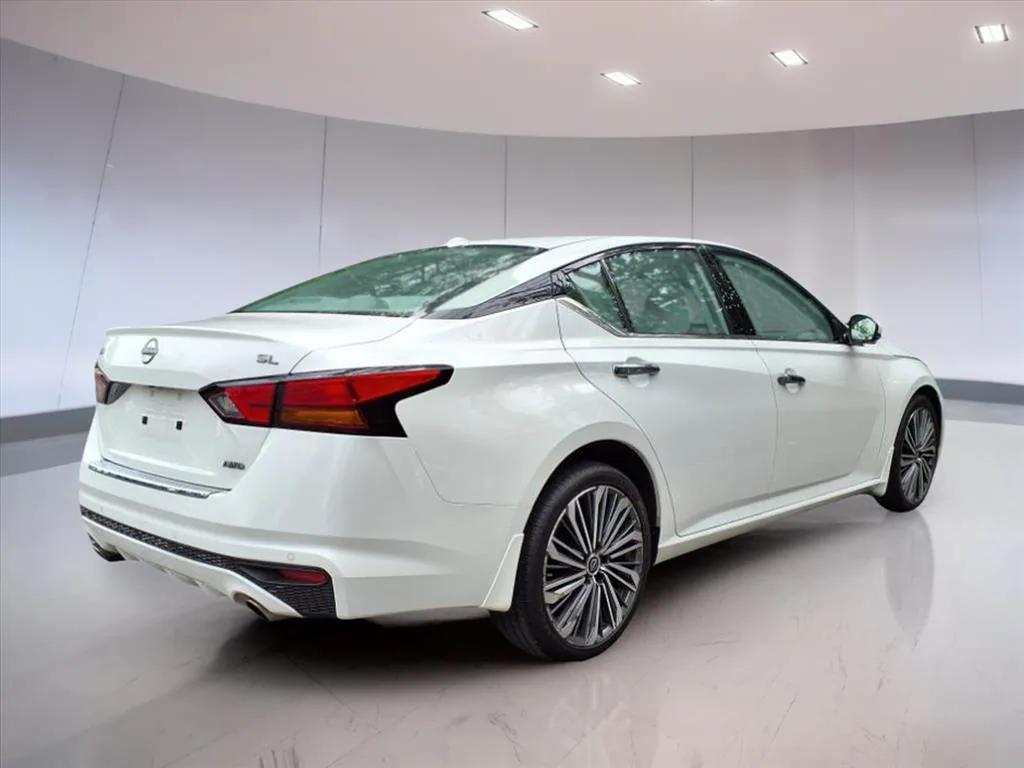 used 2023 Nissan Altima car, priced at $21,995