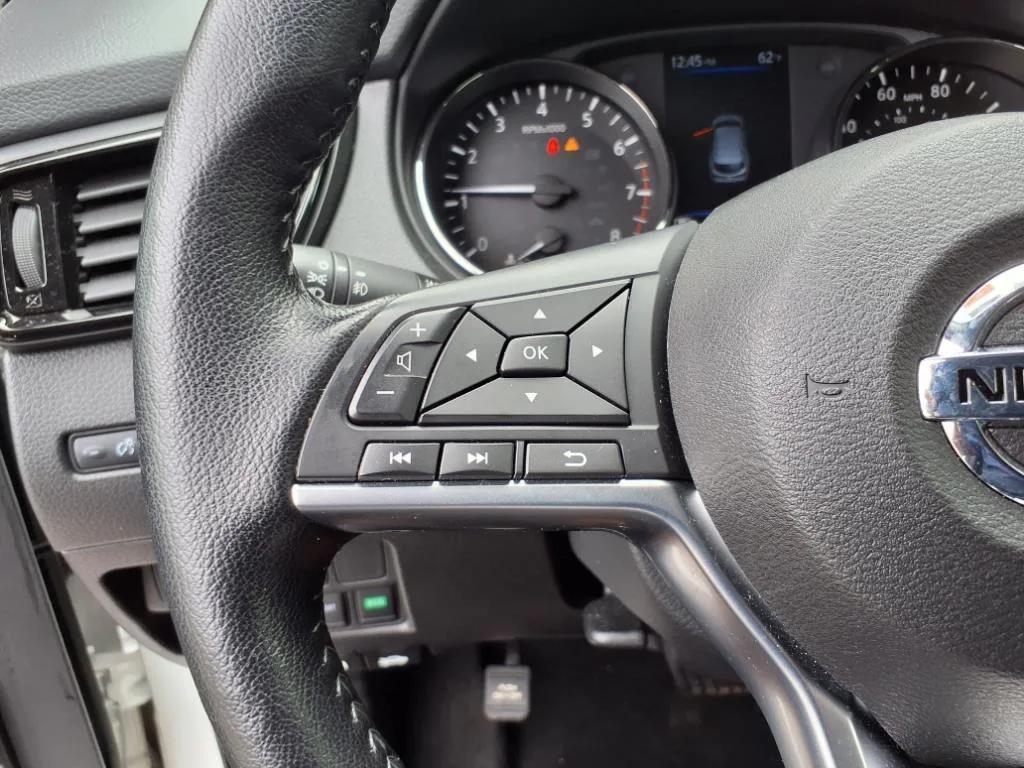 used 2022 Nissan Rogue Sport car, priced at $19,995