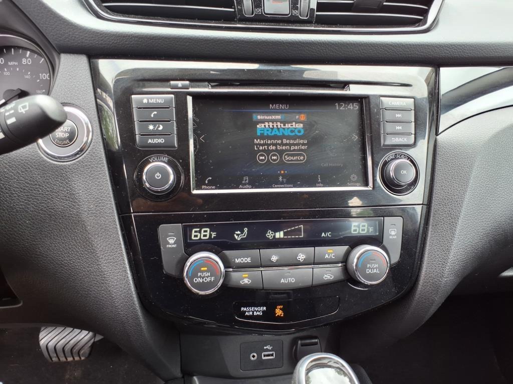 used 2022 Nissan Rogue Sport car, priced at $19,995