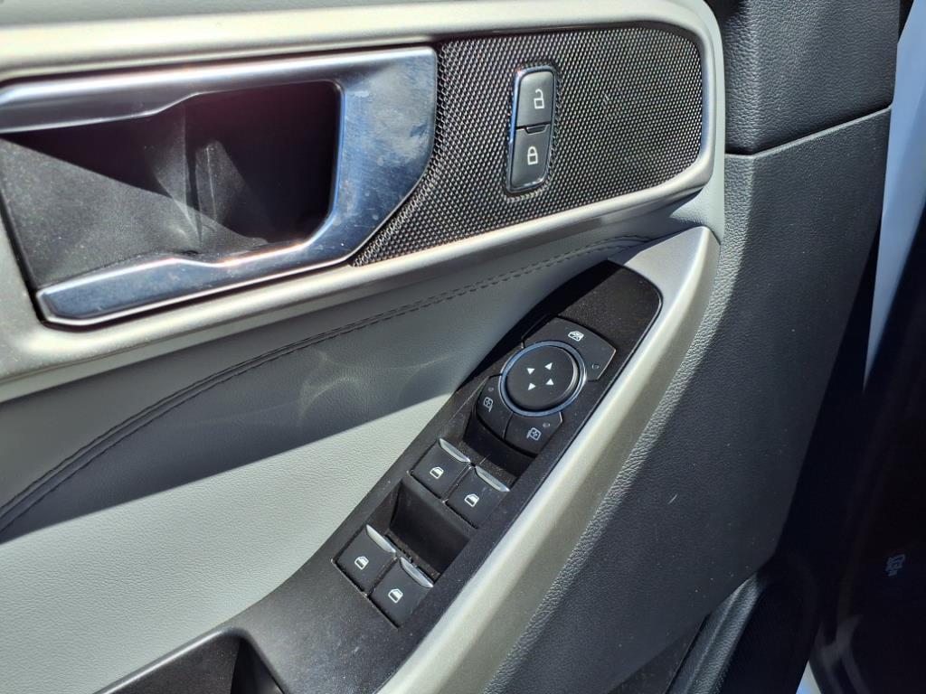 used 2022 Ford Explorer car, priced at $28,395
