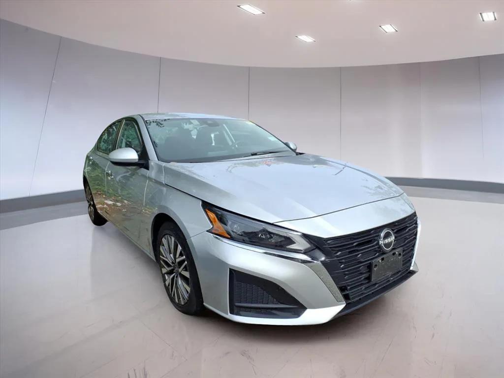 used 2023 Nissan Altima car, priced at $16,995
