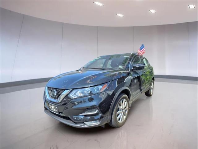 used 2022 Nissan Rogue Sport car, priced at $20,995