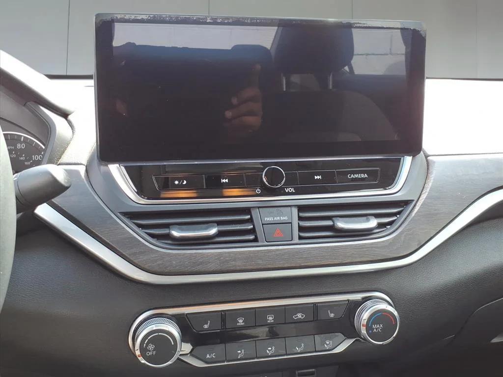 used 2023 Nissan Altima car, priced at $20,995