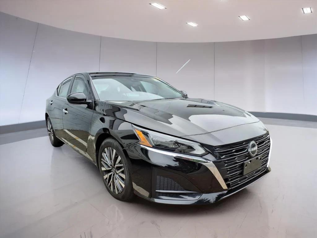 used 2023 Nissan Altima car, priced at $20,995