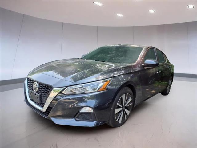 used 2022 Nissan Altima car, priced at $17,995