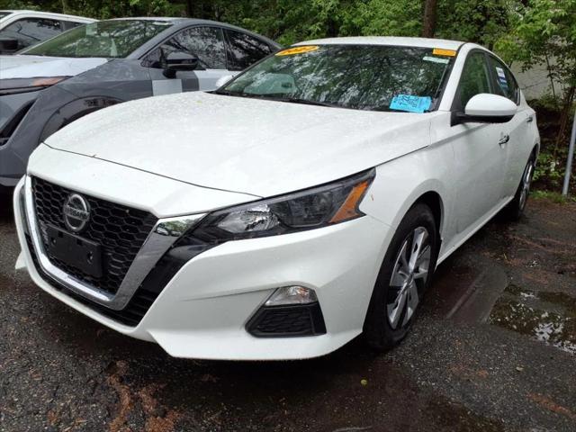used 2022 Nissan Altima car, priced at $18,995