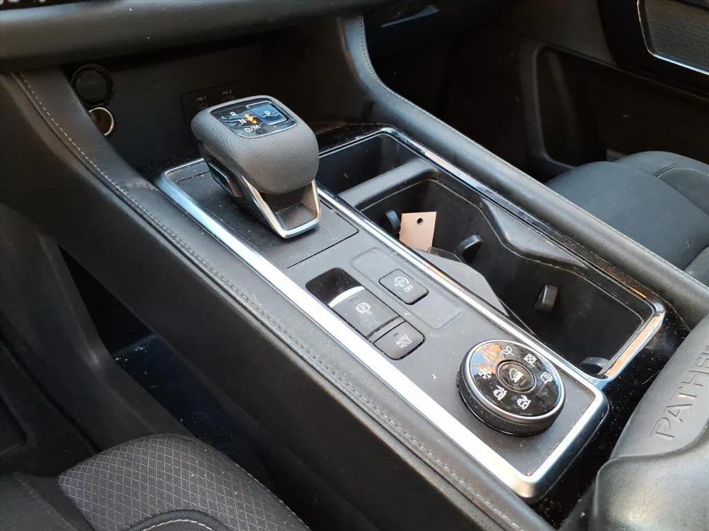 used 2022 Nissan Pathfinder car, priced at $18,995