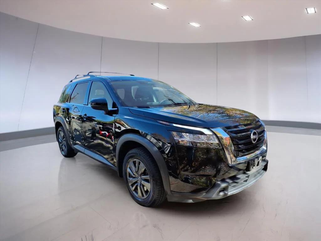 used 2022 Nissan Pathfinder car, priced at $17,857
