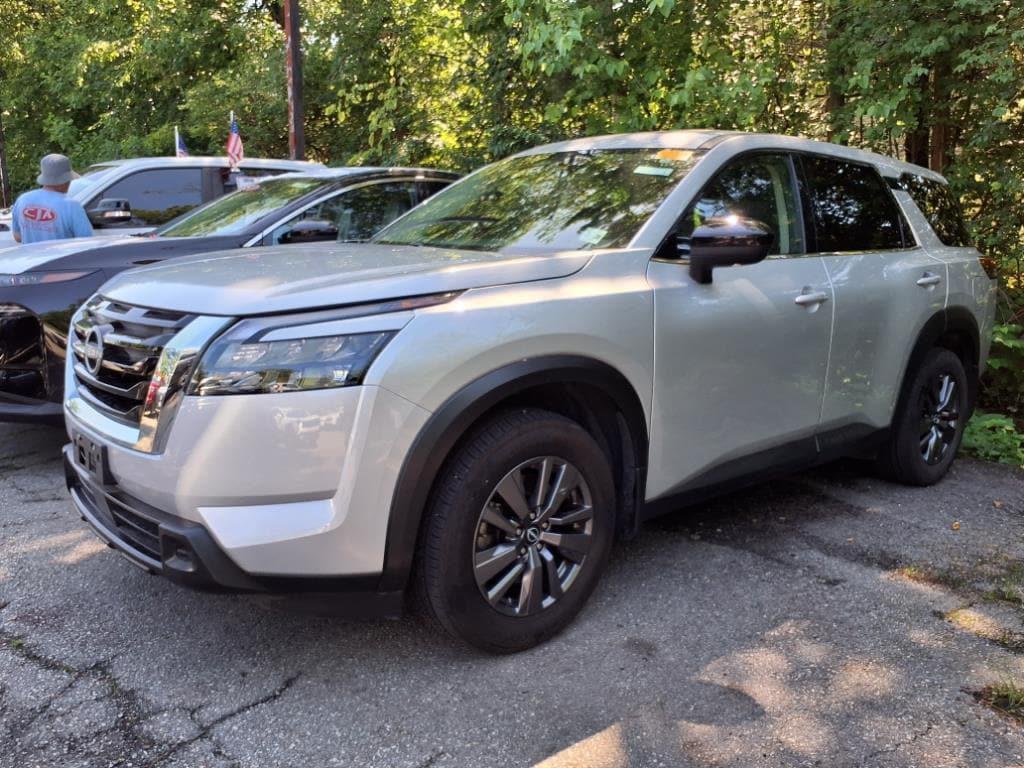 used 2023 Nissan Pathfinder car, priced at $23,995