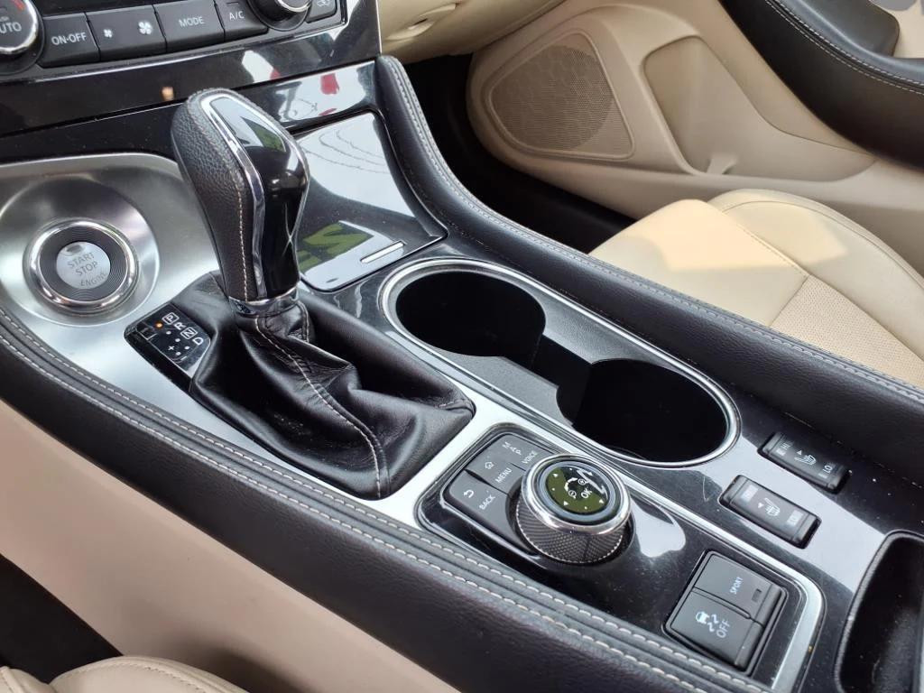 used 2023 Nissan Maxima car, priced at $20,895