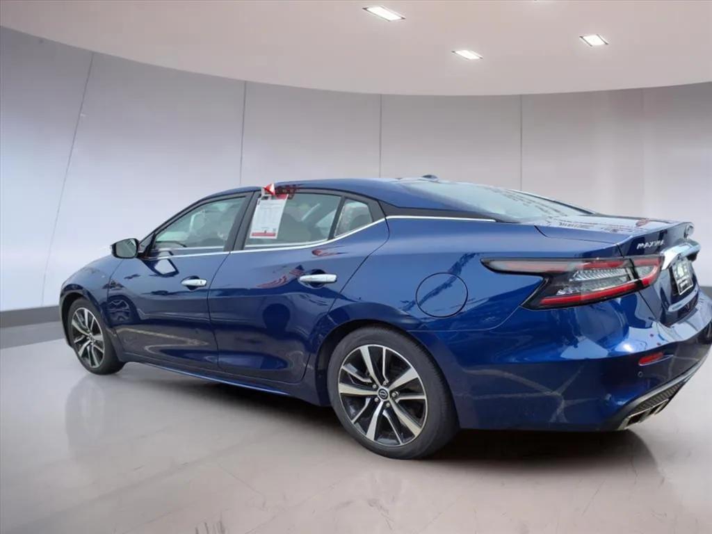 used 2023 Nissan Maxima car, priced at $20,895