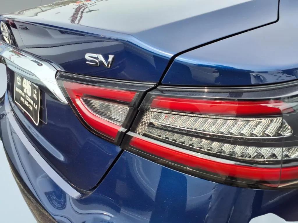 used 2023 Nissan Maxima car, priced at $20,895
