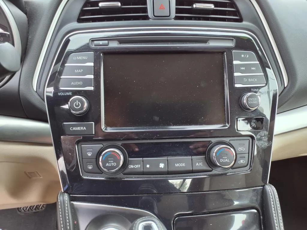 used 2023 Nissan Maxima car, priced at $20,895