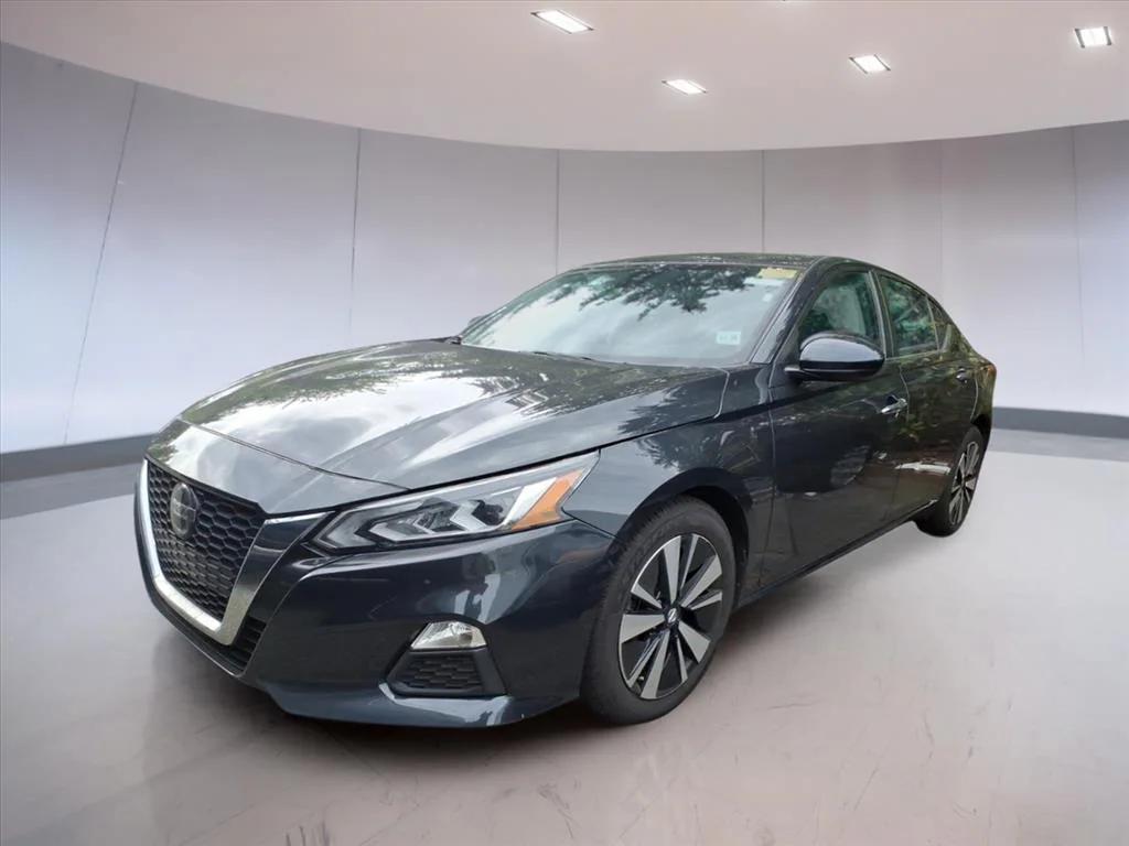 used 2022 Nissan Altima car, priced at $15,895