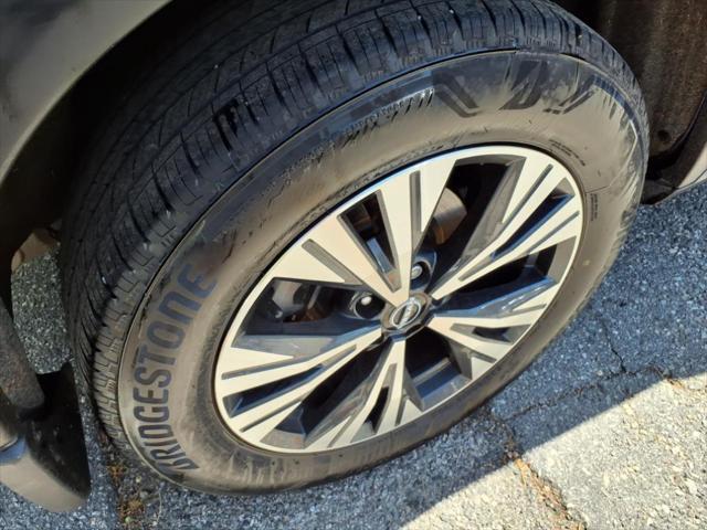 used 2023 Nissan Rogue car, priced at $21,995