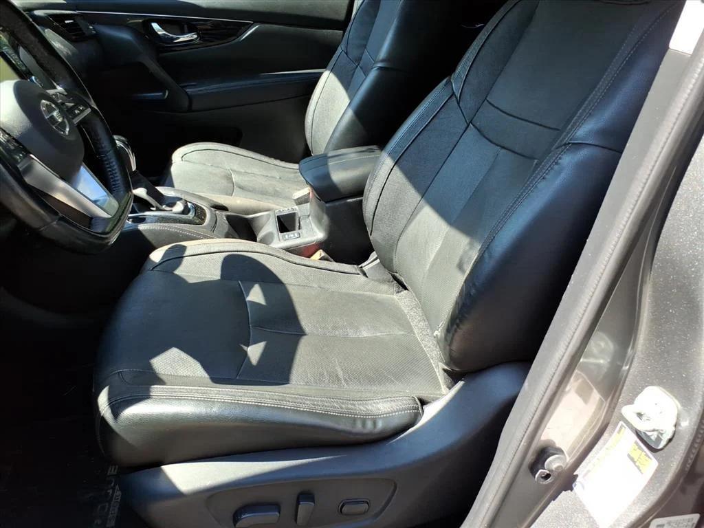 used 2017 Nissan Rogue Sport car, priced at $11,995