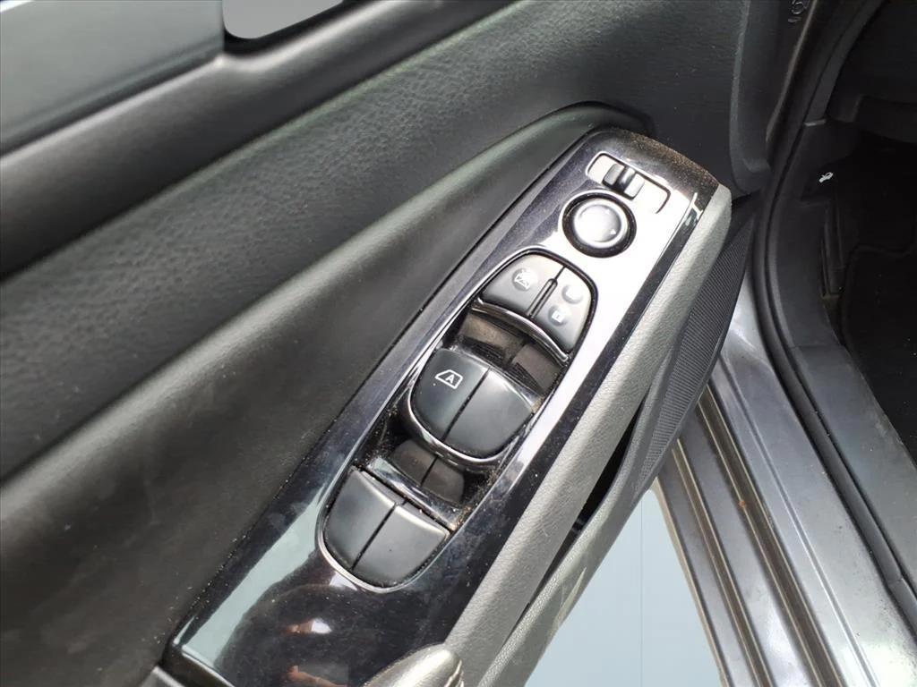 used 2023 Nissan Altima car, priced at $15,495