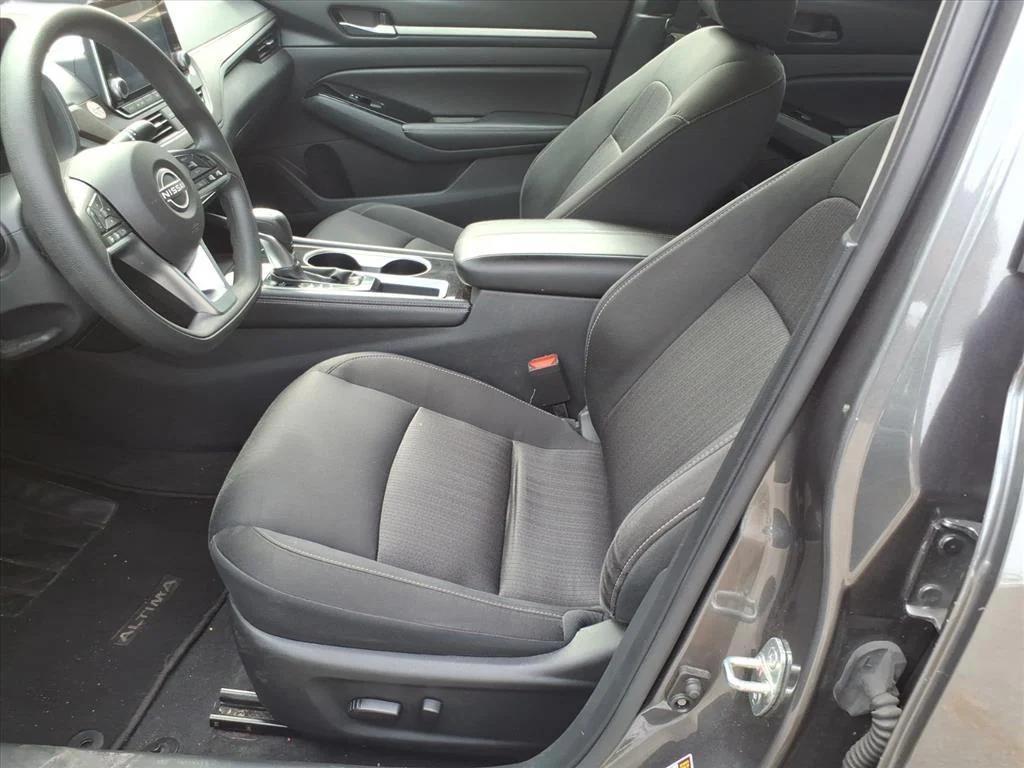 used 2023 Nissan Altima car, priced at $15,495