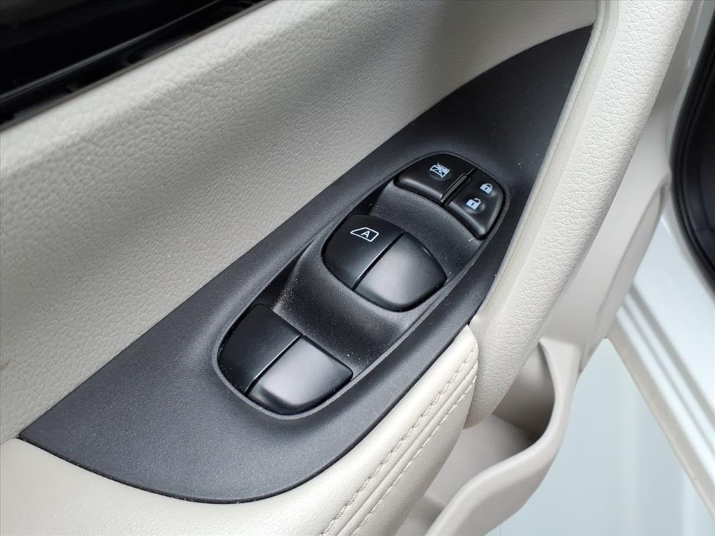 used 2022 Nissan Rogue Sport car, priced at $19,995