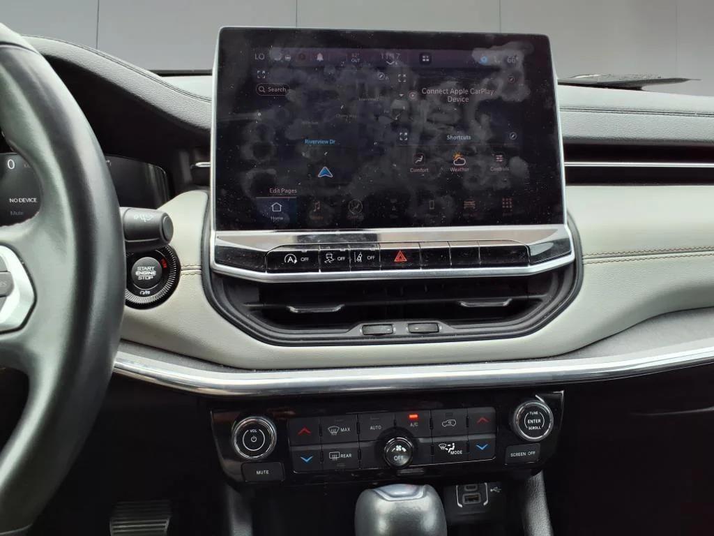 used 2022 Jeep Compass car, priced at $18,995