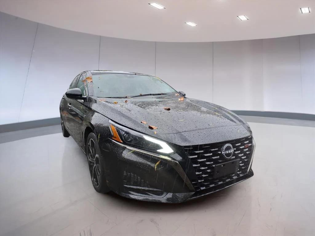used 2023 Nissan Altima car, priced at $20,995