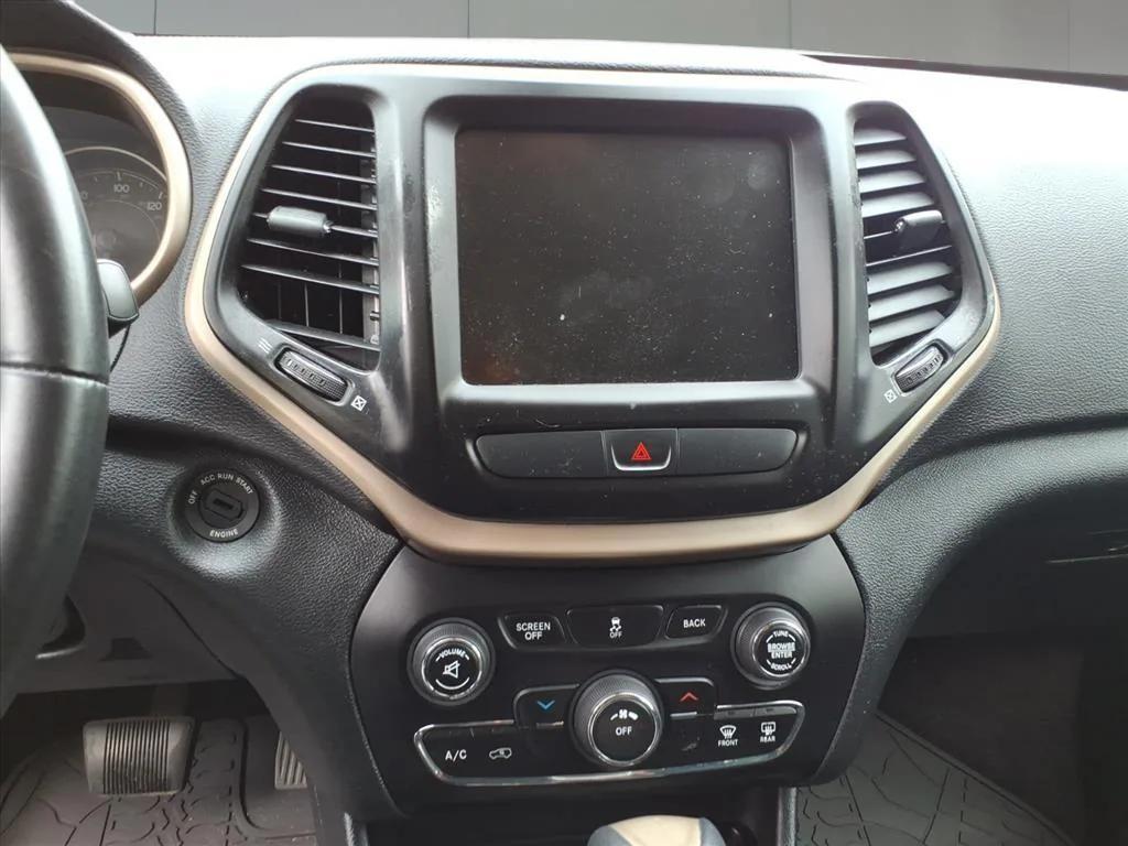 used 2016 Jeep Cherokee car, priced at $9,995