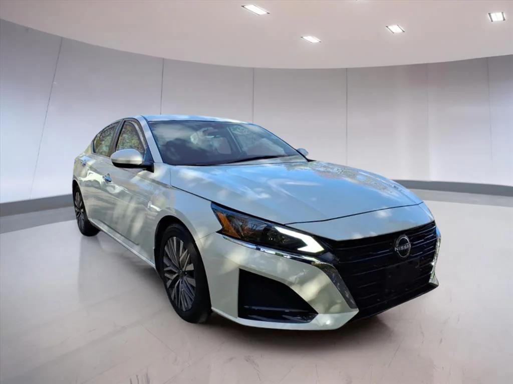 used 2023 Nissan Altima car, priced at $18,995