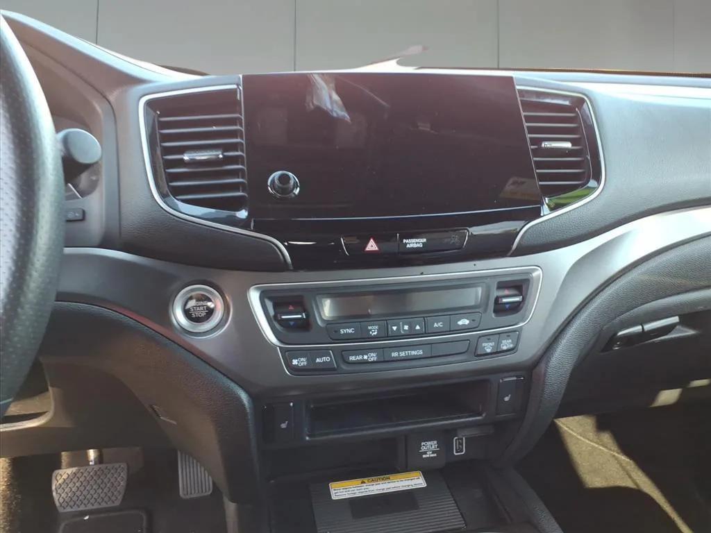 used 2022 Honda Passport car, priced at $28,995