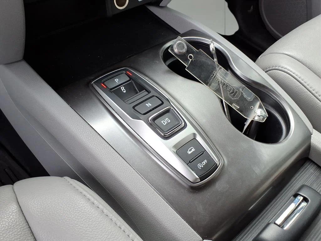 used 2022 Honda Pilot car, priced at $27,995