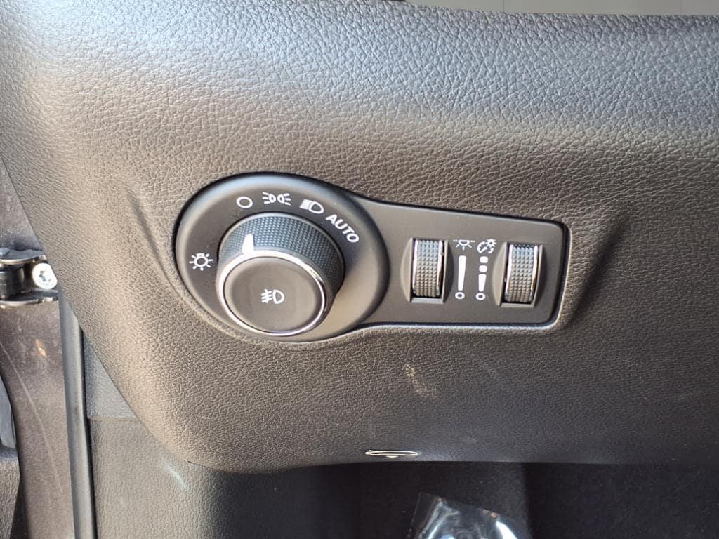 used 2022 Jeep Compass car, priced at $19,695