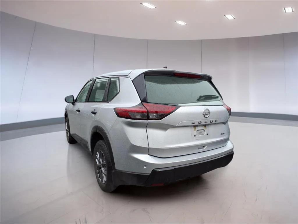 used 2024 Nissan Rogue car, priced at $18,995