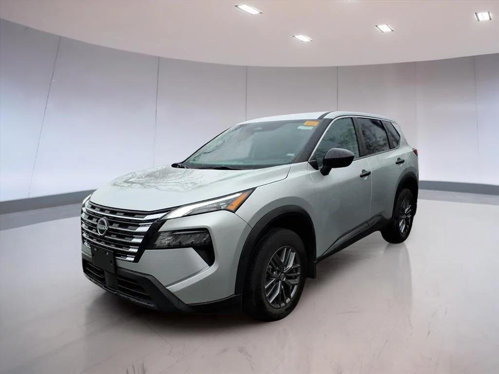 used 2024 Nissan Rogue car, priced at $18,995