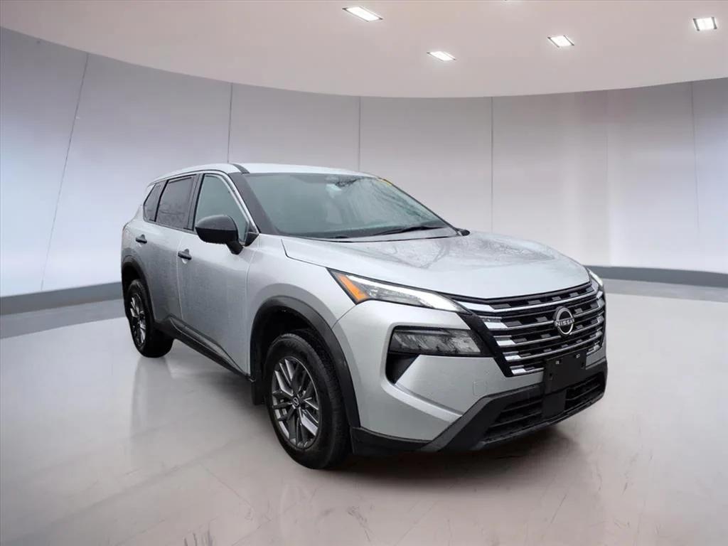 used 2024 Nissan Rogue car, priced at $18,995