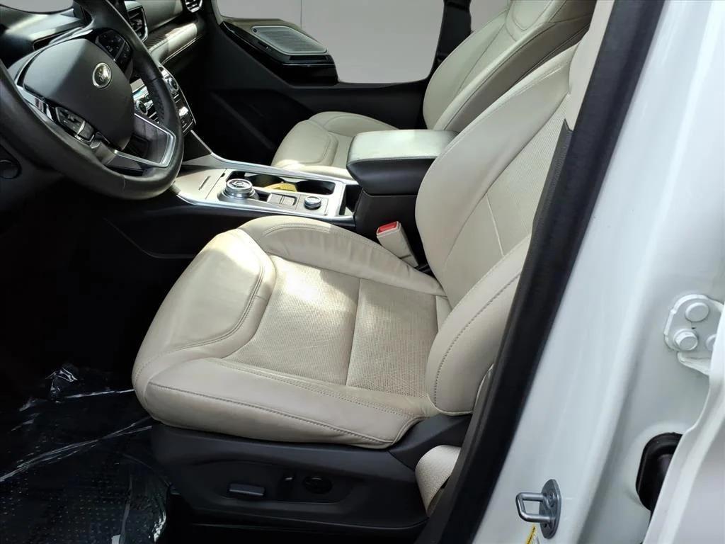 used 2022 Ford Explorer car, priced at $34,995