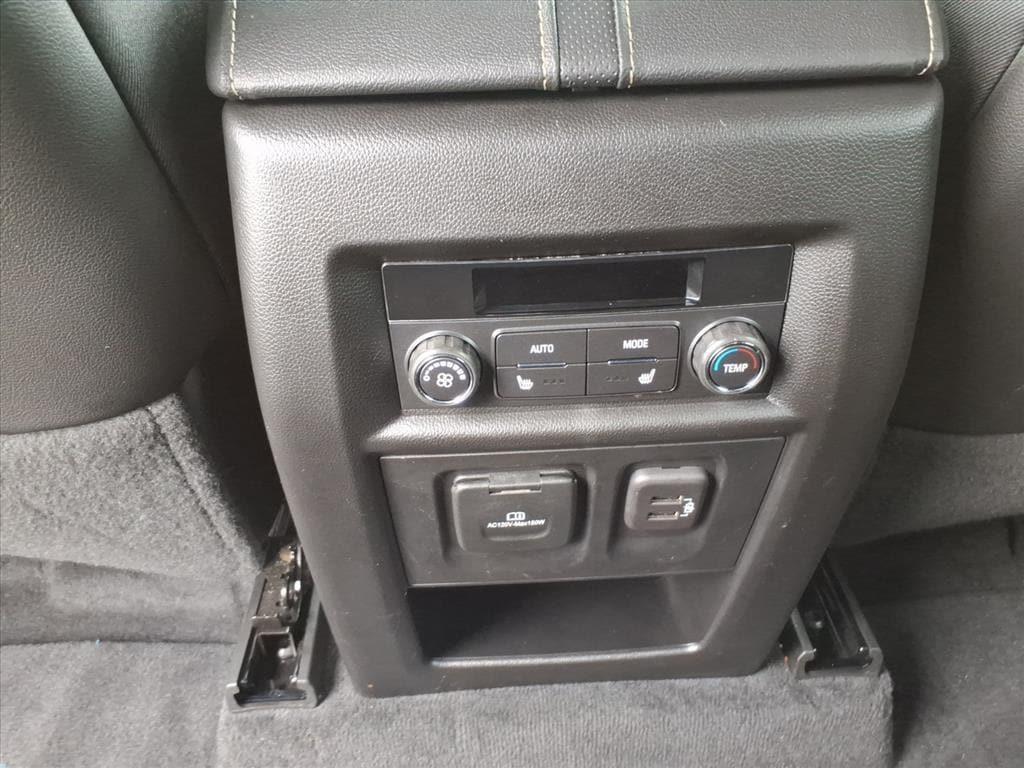used 2023 Chevrolet Traverse car, priced at $36,295