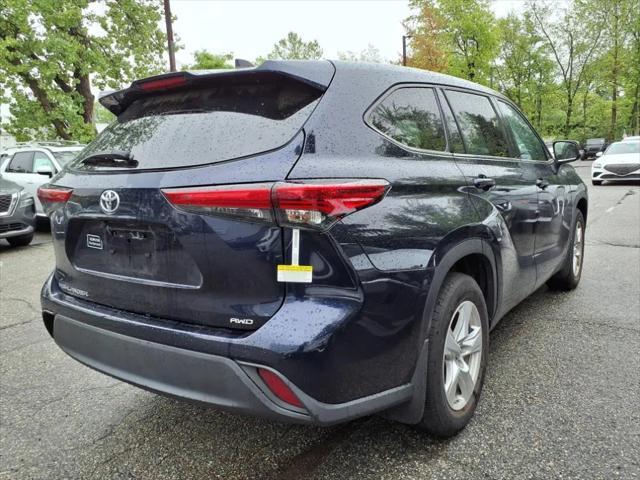 used 2022 Toyota Highlander car, priced at $29,995