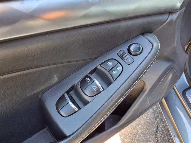used 2023 Nissan Maxima car, priced at $19,995