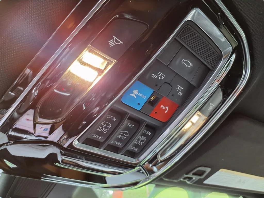 used 2023 Jeep Grand Cherokee L car, priced at $37,995