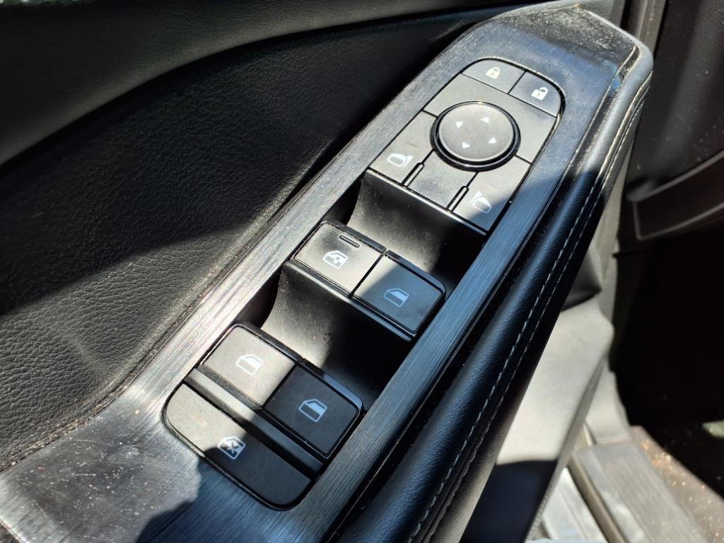 used 2022 Nissan Rogue car, priced at $19,995